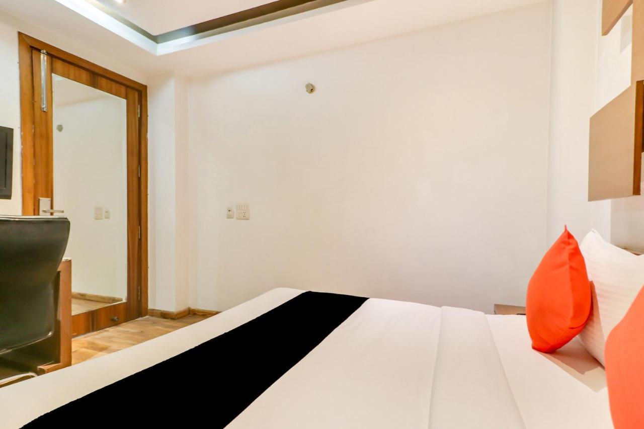 Townhouse 939 Hotel Gagan Inn Near Satyam Inox Patel Nagar New Delhi Exterior foto