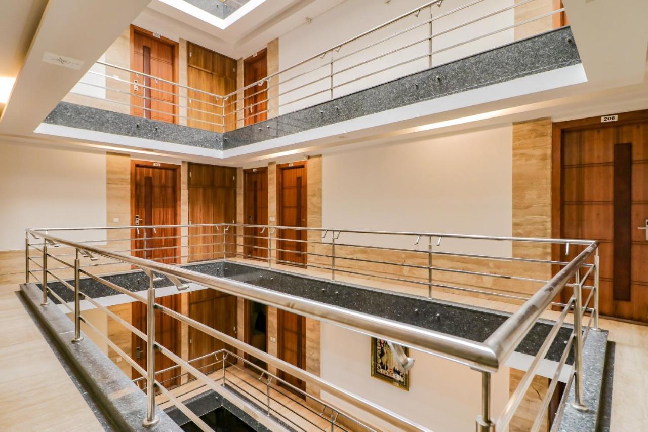 Townhouse 939 Hotel Gagan Inn Near Satyam Inox Patel Nagar New Delhi Exterior foto