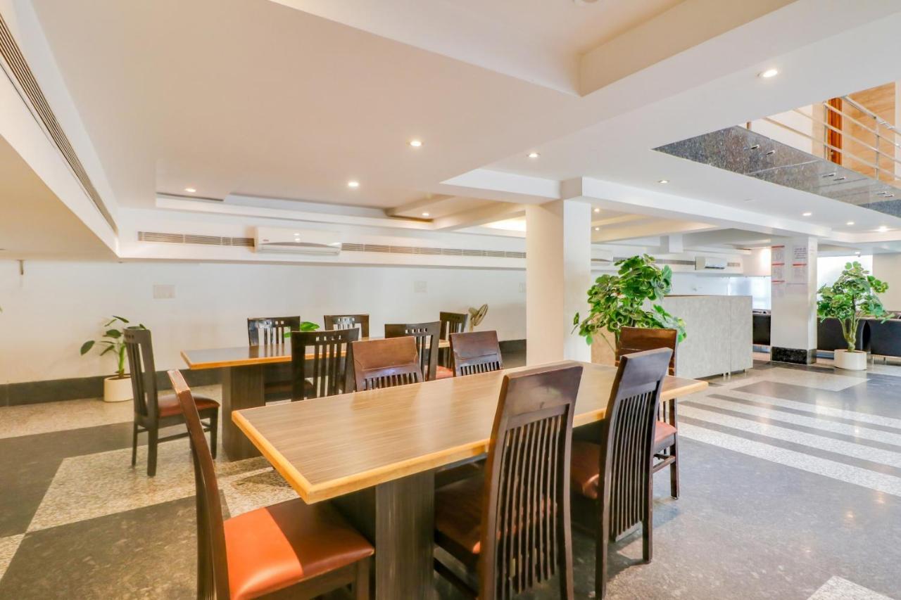 Townhouse 939 Hotel Gagan Inn Near Satyam Inox Patel Nagar New Delhi Exterior foto